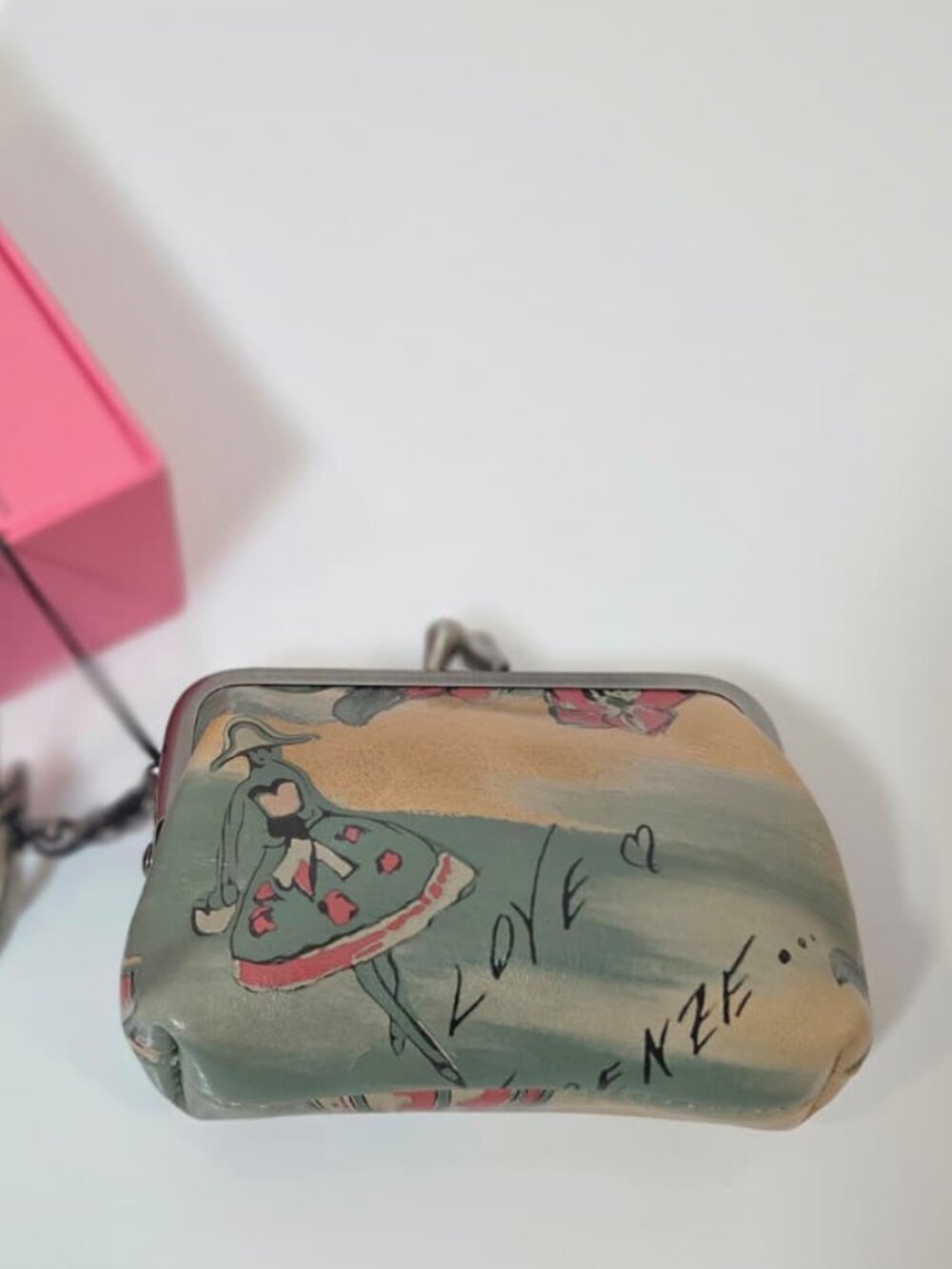 NWT Patricia Nash 100% Full-grain Leather Fram Pouch Purse, Beautiful Girl